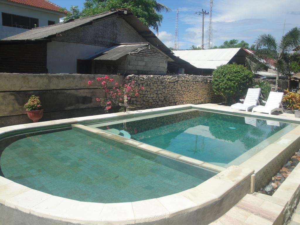 Kuta Bay Homestay エクステリア 写真