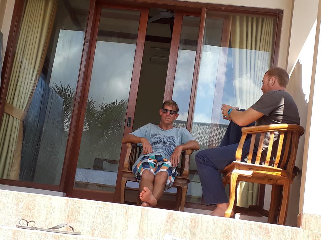 Kuta Bay Homestay エクステリア 写真